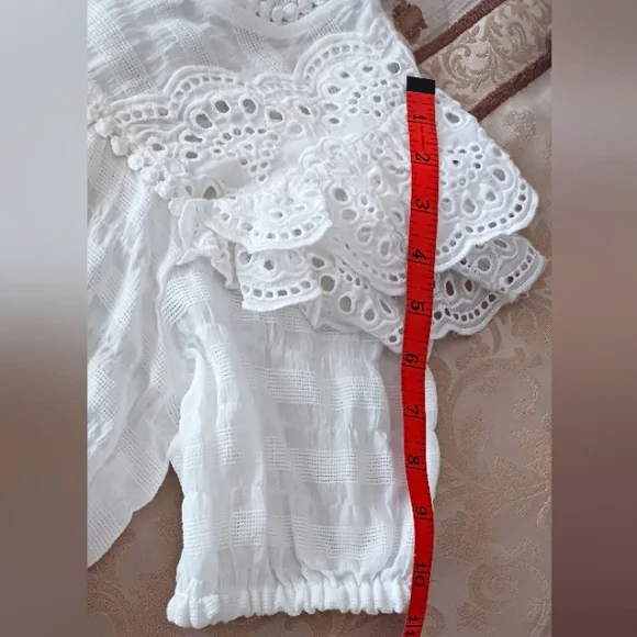 LIV Los Angeles Ruffle Sleeve Blouse. NWT White M - Picture 10 of 10